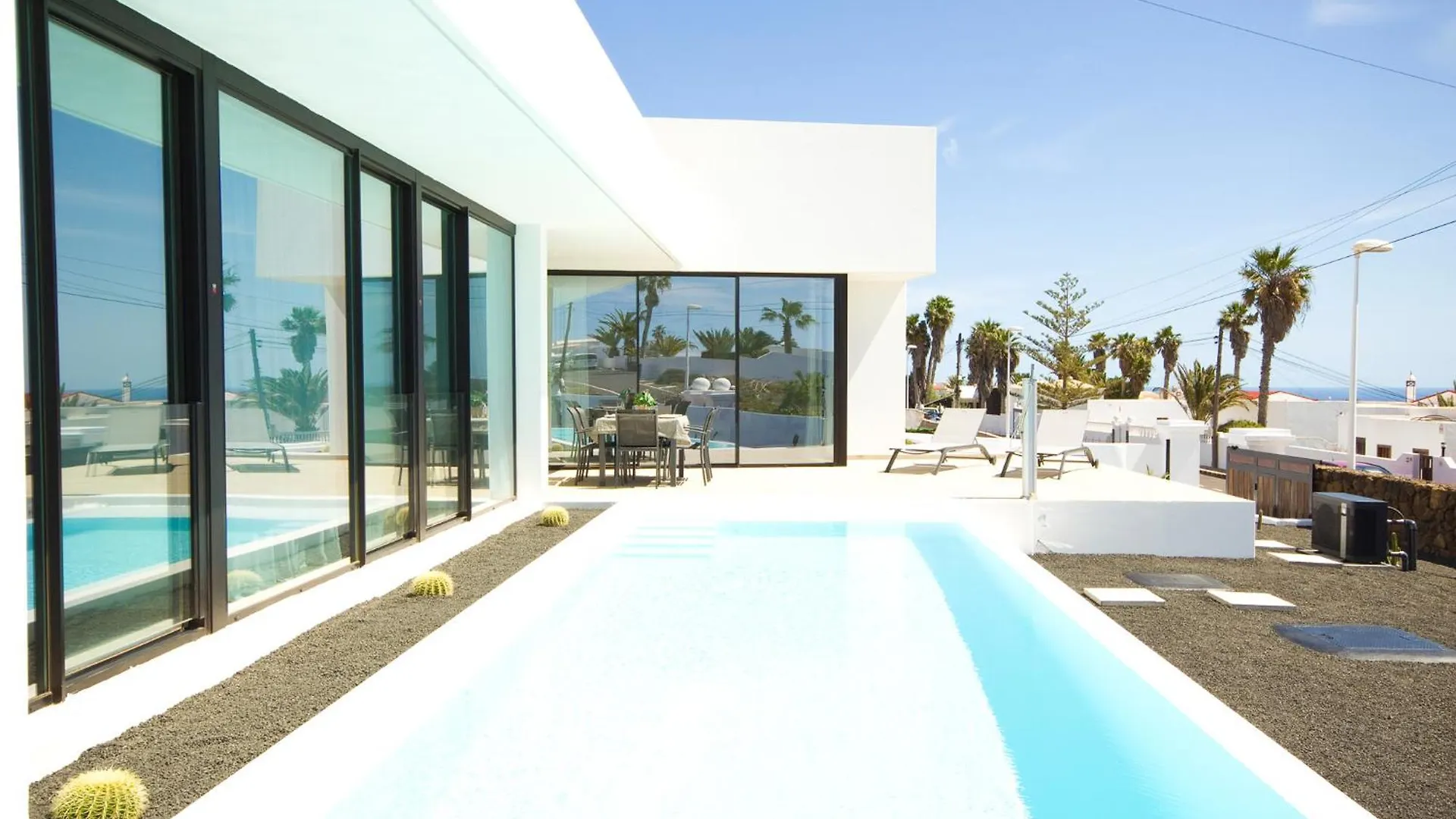 Villa Mendoza - By Az Rentals Guime