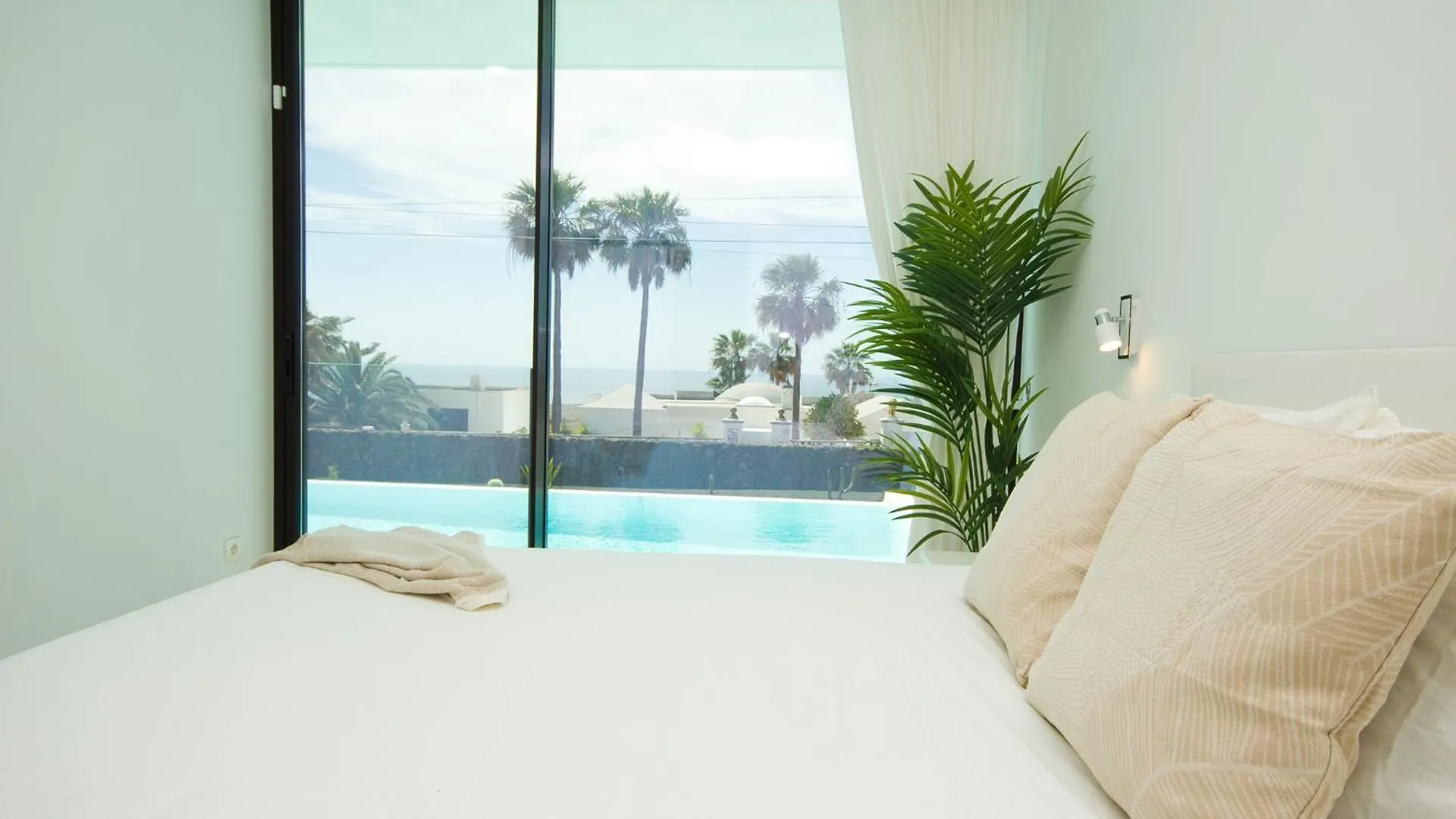 Villa Mendoza - By Az Rentals Guime