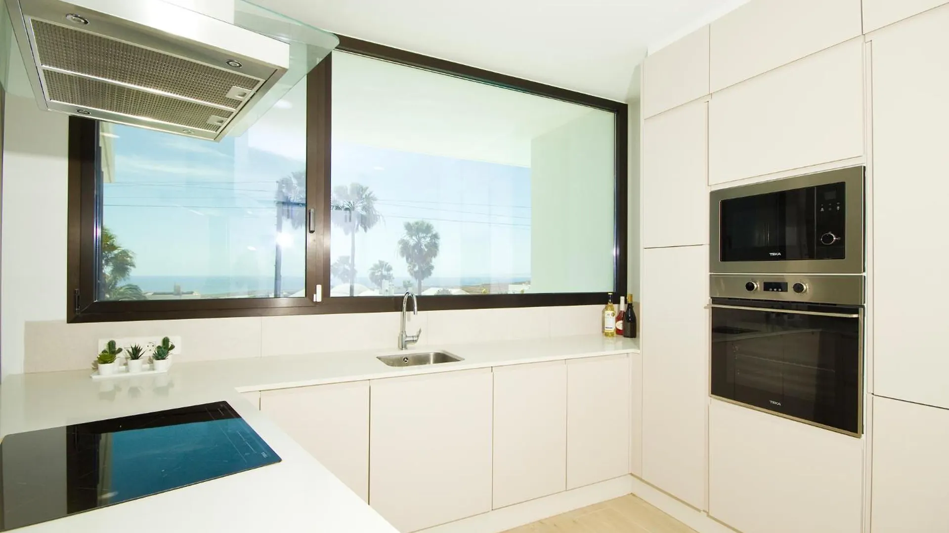 Villa Mendoza - By Az Rentals Guime 0*,