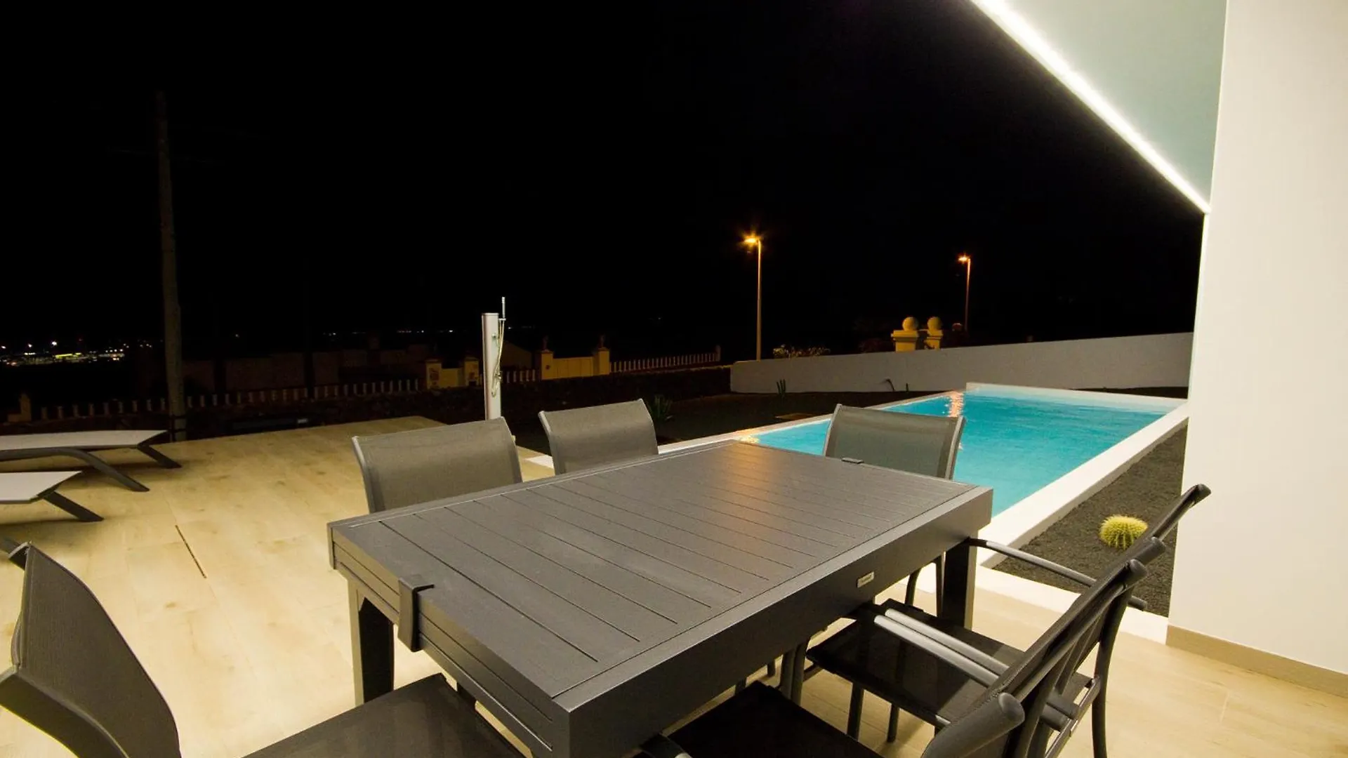 Villa Mendoza - By Az Rentals Güime 0*,  Španělsko